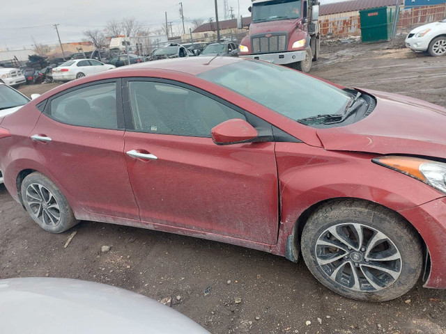 2011 Hyundai Elantra GLS in Auto Body Parts in Winnipeg - Image 2