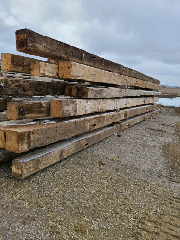 Hand hewn and rough sawn beams in Other in Stratford - Image 6