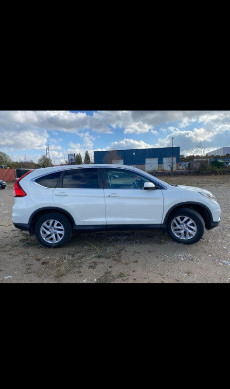 Honda CRV AWD 2016 in Cars & Trucks in Hamilton - Image 3