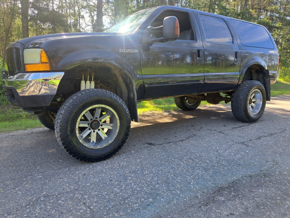 ***2000 Ford Excursion 4x4 Limited *** | Cars & Trucks | Prince Albert ...