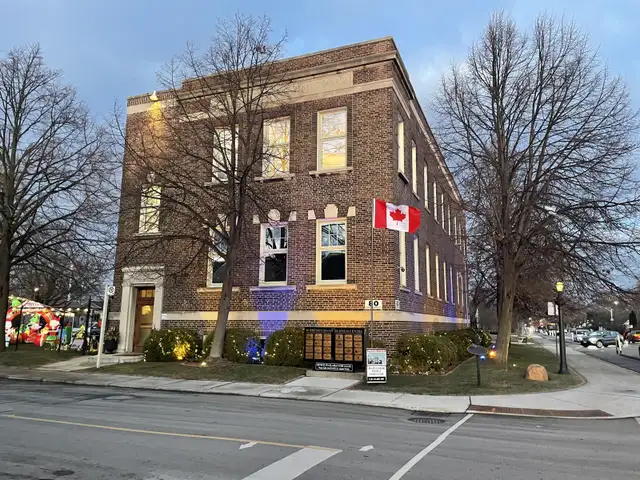 Gem nominee Office Space, historic Bell Telephone building in Commercial & Office Space for Rent in City of Toronto - Image 2