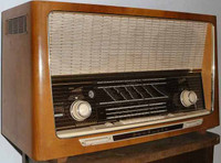 Antique Old 1930s Canadian & 1950-60s German Vintage Tube Radios