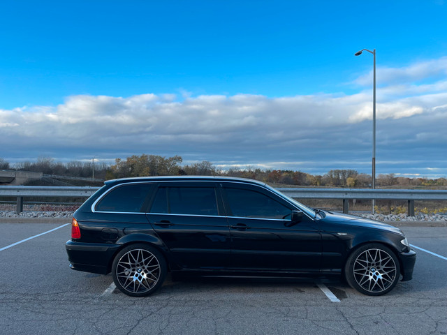 2002 BMW 325i Touring / e46 Wagon in Cars & Trucks in Hamilton