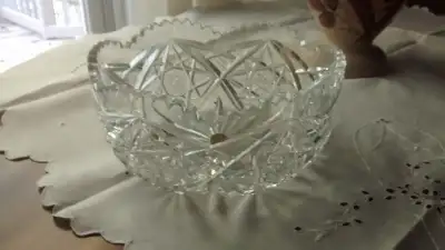 Pinwheel Crystal Bowl, View more