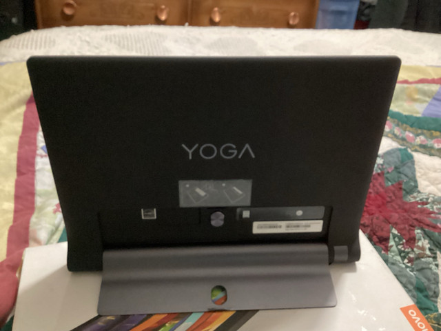 Lenovo Yoga Tab 3 in iPads & Tablets in La Ronge - Image 2