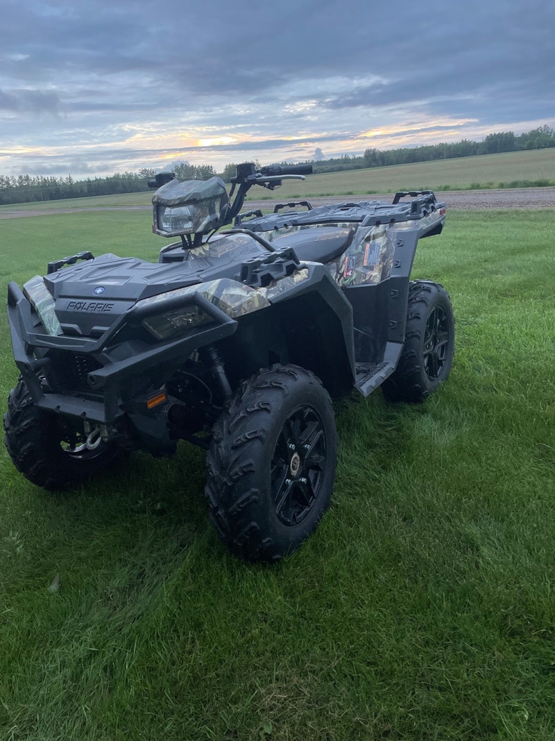 850 Polaris quad for sale! ATVs Grande Prairie Kijiji