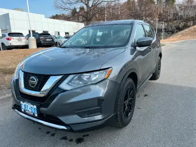 2019 Nissan Rogue sell by owner $18,800