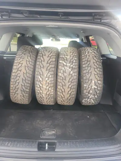 4 pneus gt radial ice pro185/65/15 jamais u crevaison 8/32 bon sur neige et glace
