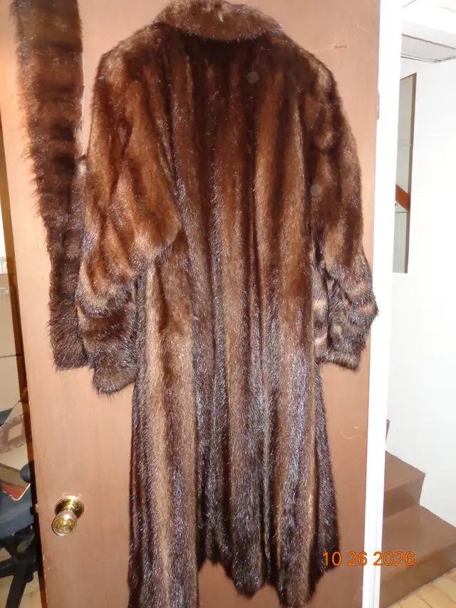 Elegant Dark Brown Mink Coat with Belt