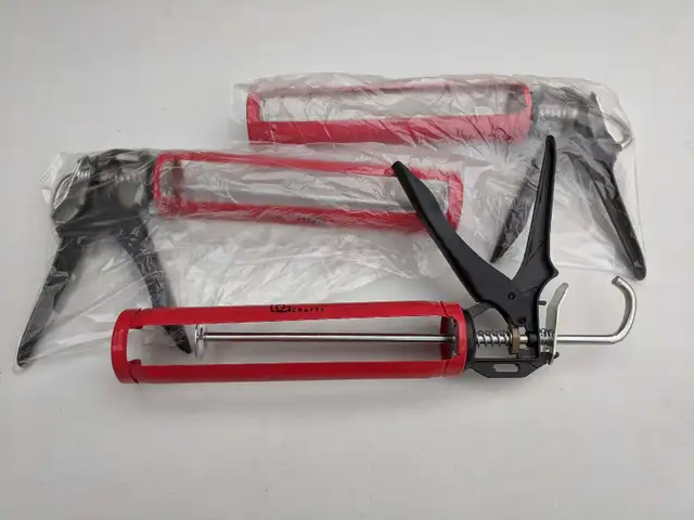 NEW 20 Dripless Caulking Gun/Tool -Adhesive/Sealant in Other in Oshawa / Durham Region - Image 3