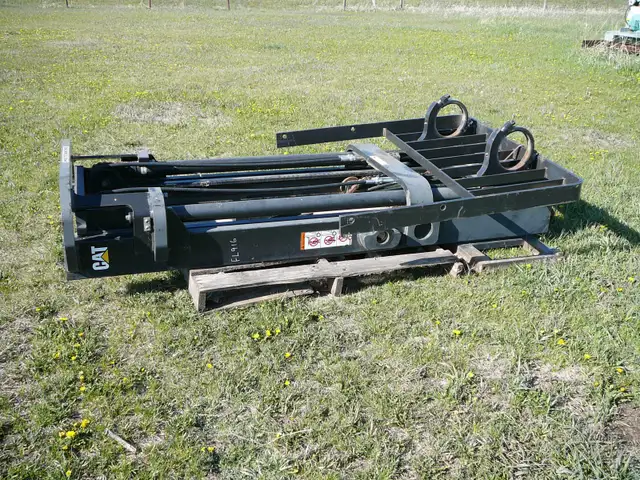 FORKLIFT MASTS in Other in Calgary - Image 2