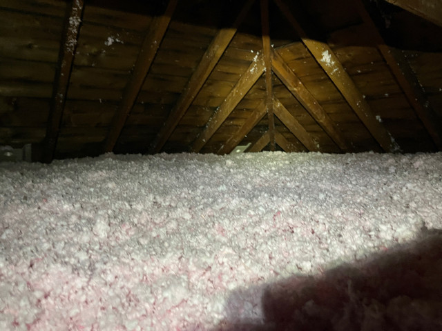 Attic insulation top up in Insulation in Mississauga / Peel Region - Image 3