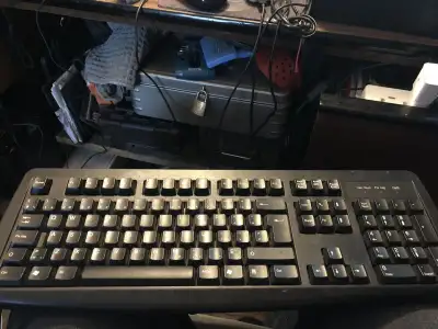 Plusieurs clavier de toute sorte PS2 ou  usb, View more