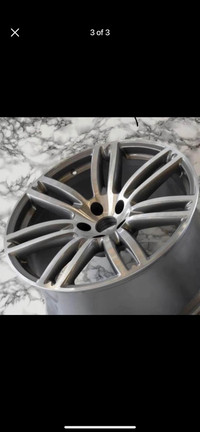 STOCK MASERATI GHIBLI RIMS