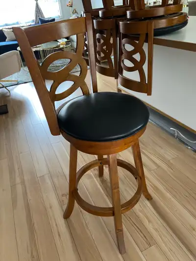 6 tabourets en Hêtre, View more