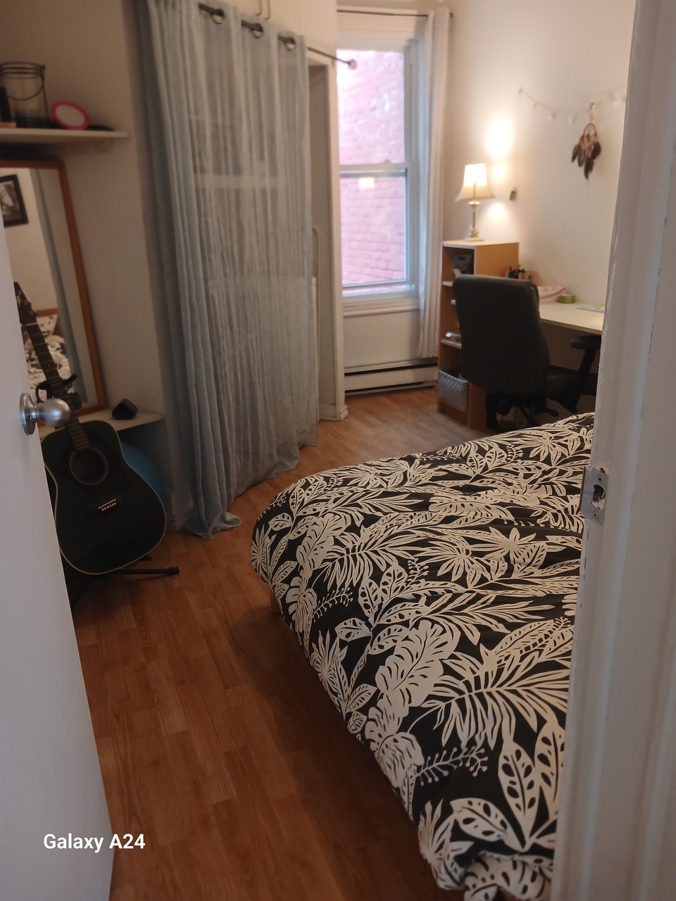 5 et demi, 2 chambres et 1 bureau fermés, Rosemont, 5