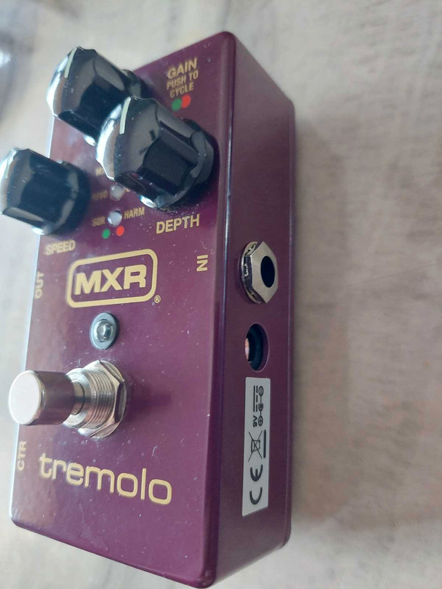 MXR M305 Tremolo pedal  in Amps & Pedals in Medicine Hat - Image 2
