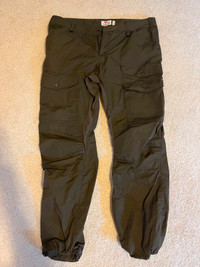 Fjallraven Vidda Pro Ventilated Trousers (Reg) (Size 40US) Olive