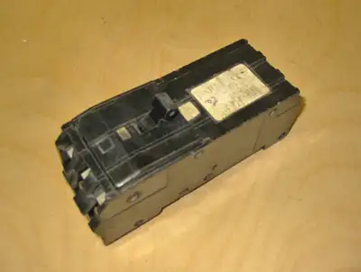 SQUARE D Q1B 70 AMP, 3 POLE, 240 VAC BREAKER (SQD A1B370) ~ RARE, View more