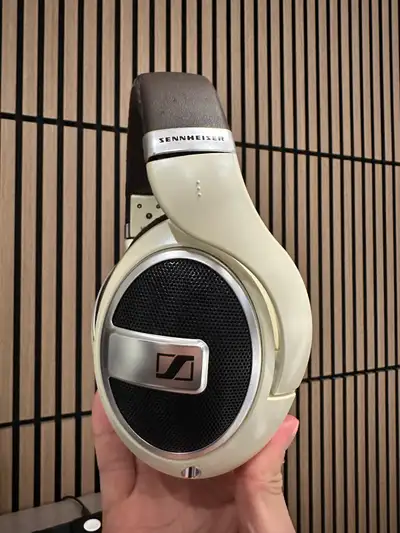 Selling the Headphones and AMP together Great Condition Box and cables included with the headphones...
