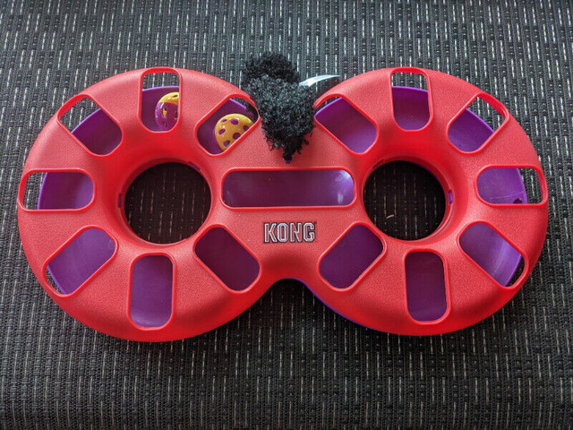 Kong Cat 8 Track cat toy in Accessories in Norfolk County