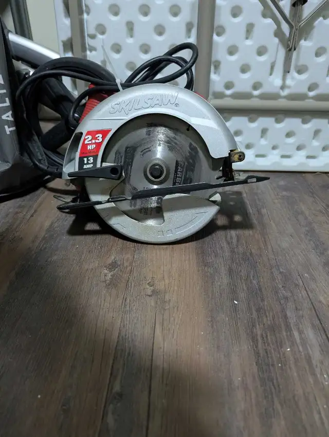 Saw used 1 time in Power Tools in Barrie - Image 2