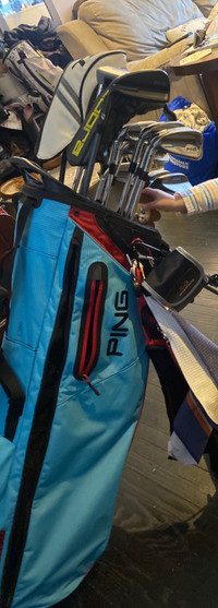 Ping Hoofer golf bag