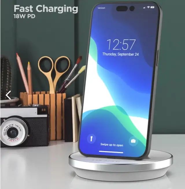 Encased USB-C Charging Dock in Cell Phone Accessories in Markham / York Region - Image 4