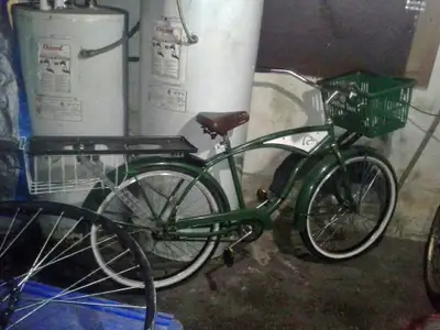 Im selling a well built heavy duty work hauller bike 26 inch wheels single speed rear cargo rack bui...