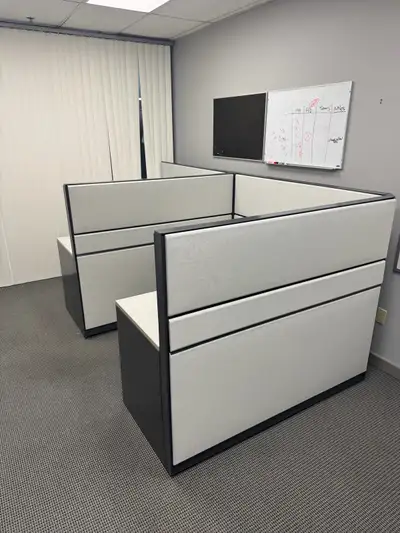 Upgrade your office professionally without paying new furniture prices. We have refurbished Teknion...