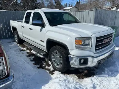 2014 GMC All Terrain , Club cab 249,000km 5.3l engine Rebuilt transmission 35,000km with paper work...