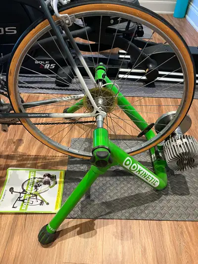 Kurt Kinetic Fluid Road Machine, View more