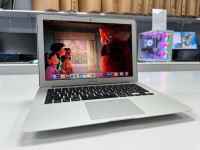 Hot sale! 2017 Apple MacBook Air A1466 i5 with6 months Warranty