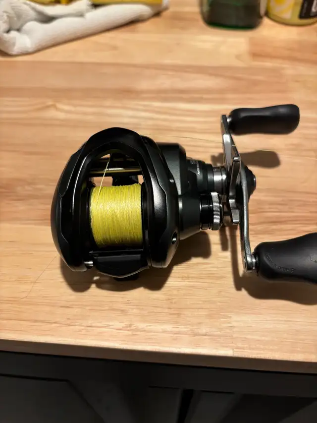 Curado MGL 150 casting reel in Fishing, Camping & Outdoors in Owen Sound - Image 3
