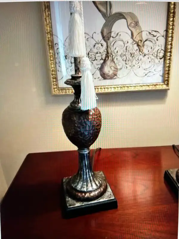 PAIR OF MATCHING ORNATE TABLE LAMPS - 3 FEET TALL + TASSELS in Indoor Lighting & Fans in Mississauga / Peel Region - Image 8