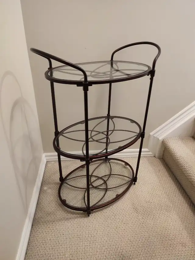Display Shelving Unit in Hutches & Display Cabinets in City of Toronto - Image 4