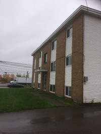 Renting 3 bedrooms in centrally location in Moncton