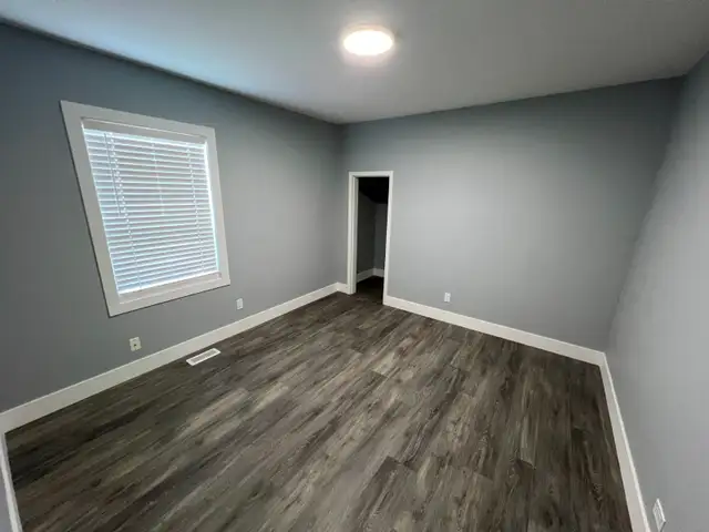 Renovated 4 BR/2B Entire House DT Vernon in Long Term Rentals in Vernon - Image 8