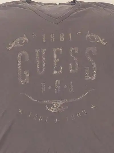 Vintage authentic Guess men's T-Shirt Size large$5, View more