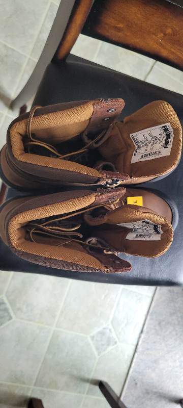 Brand new mens Carhartt Boots size 10 in Men's Shoes in Calgary - Image 4