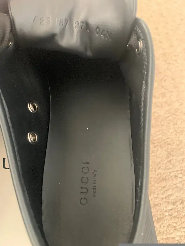 Women’s Authentic Gucci Sneakers - Black (Monogram Pattern) in Women's - Shoes in Kitchener / Waterloo - Image 8
