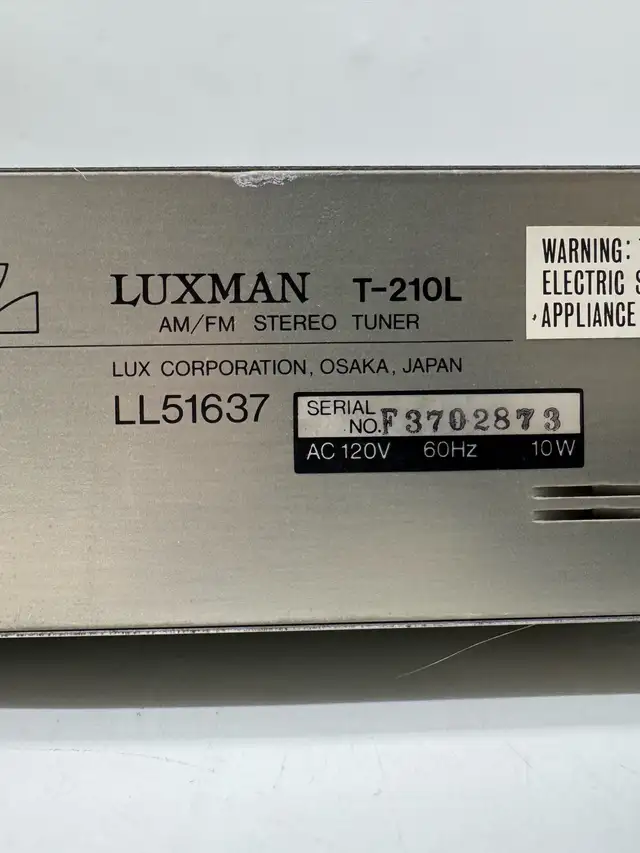 Luxman T-210L AM/FM Stereo Tuner Vintage Silver Tested Working  in Stereo Systems & Home Theatre in City of Toronto - Image 10