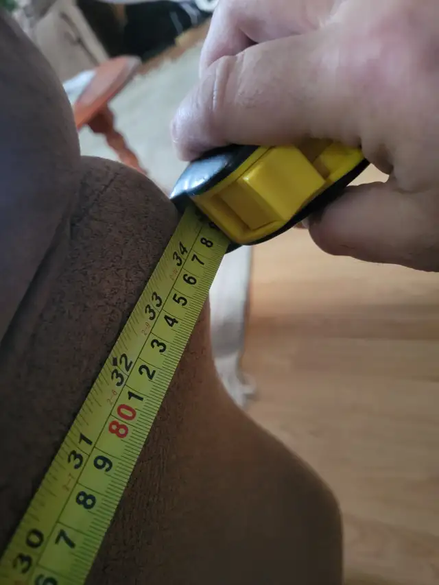 Livingroom sofa in Couches & Futons in Charlottetown - Image 8