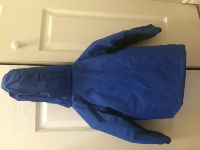 Winter coat in Clothing - 2T in Kitchener / Waterloo - Image 3
