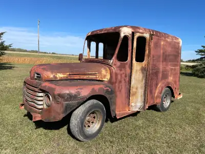 Roller, Solid truck: surface rust. Some parts included P/U Selkirk MB. 204-771-2373 OBO