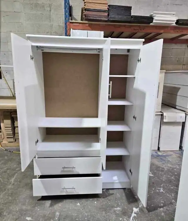 Modern 3-Door Wooden Wardrobe with Drawer in Dressers & Wardrobes in City of Toronto - Image 2
