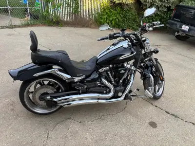 Great bike with loads of torque, always stored in heated garage. Has the following extras installed:...