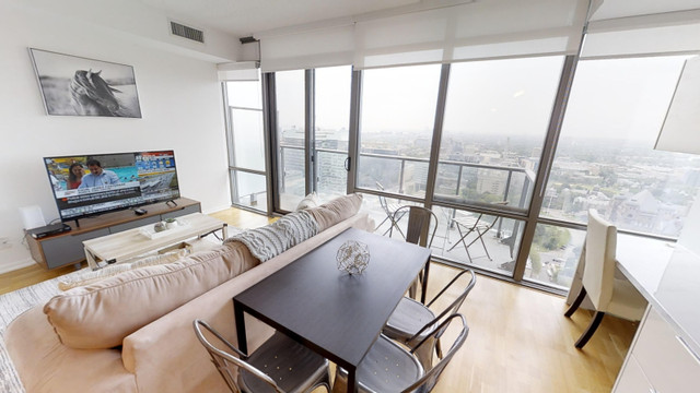 Furnished Executive Style One Bedroom Downtown Condo in Long Term Rentals in City of Toronto - Image 2