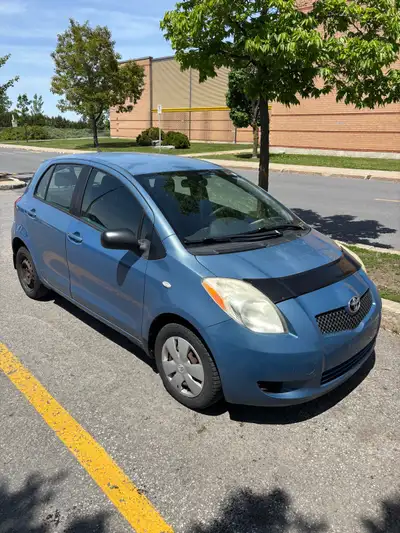 Toyota Yaris 2007 Automatique Air climatisé Vitres manuelles Pneus d’hiver 110800 km