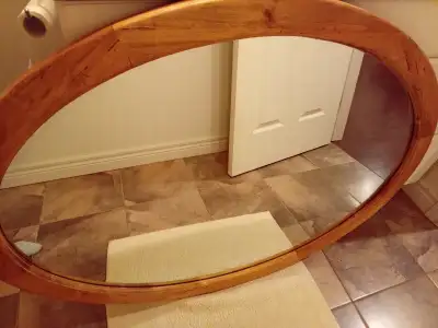 Mirror wooden frame see 4 pics..NEW PRICE, View more
